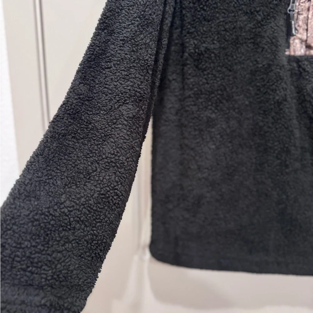 Realtree Camo Sherpa Fleece 1/4 Zip Pullover Jacket - Small - Picture 9 of 11